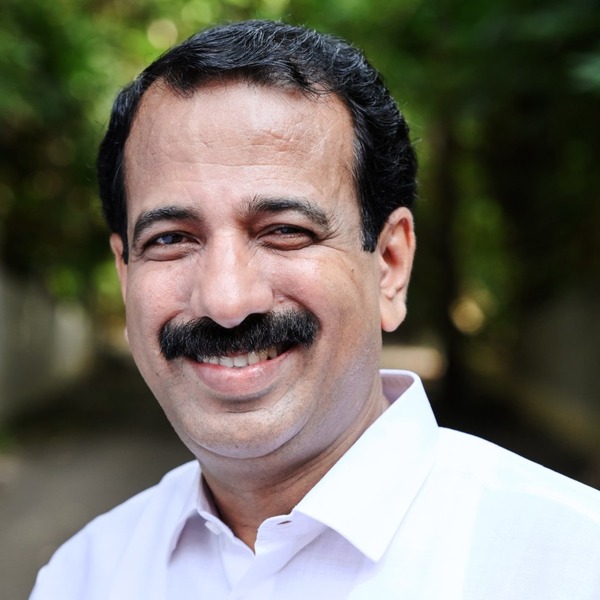 അഡ്വ. ഗഫൂർ പി. ലില്ലീസ്